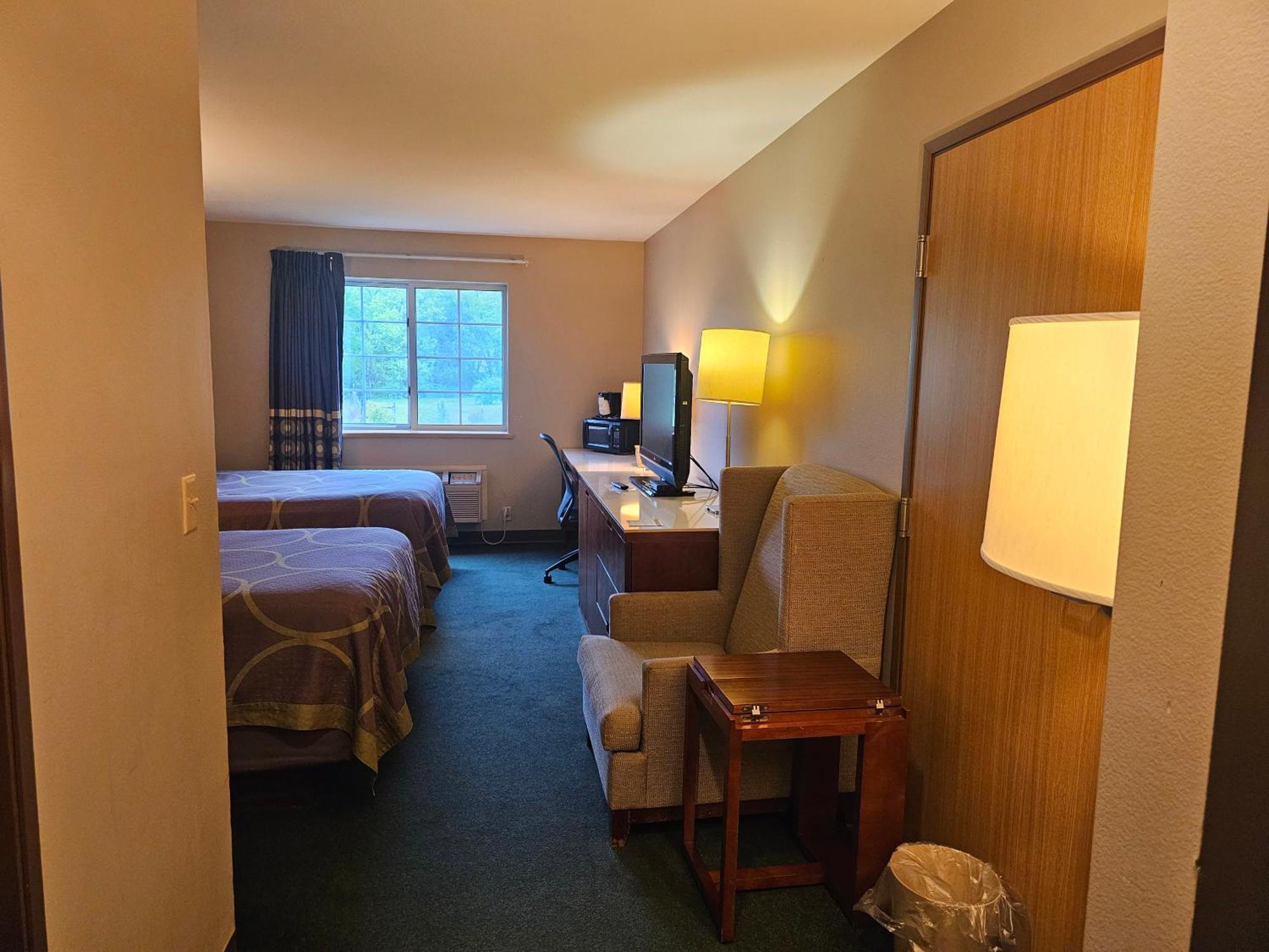 Super 8 By Wyndham Ava Motel Luaran gambar