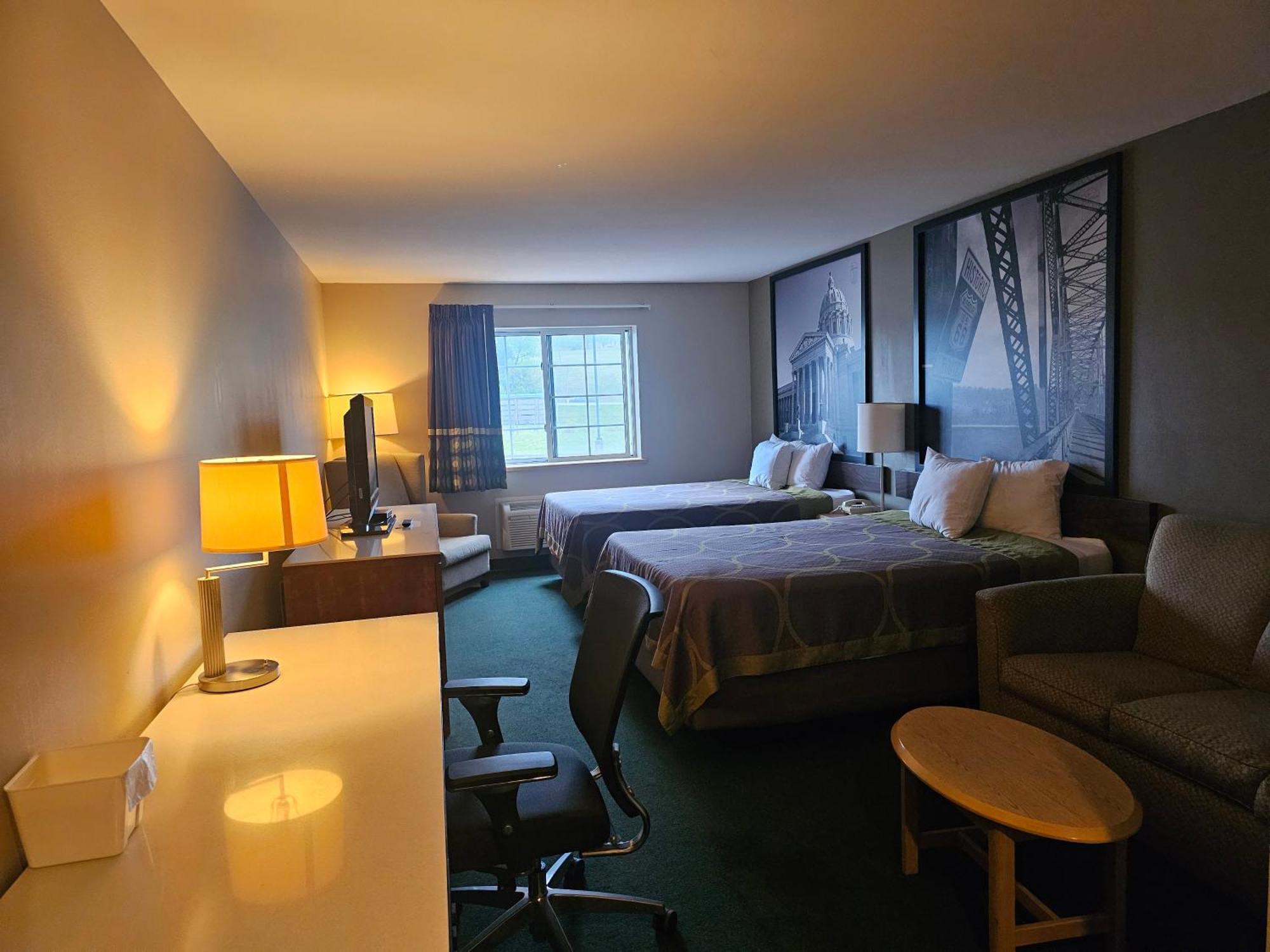 Super 8 By Wyndham Ava Motel Luaran gambar